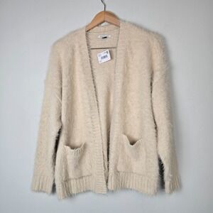 NWT American Eagle Womens Whoa So Cozy Fuzzy Cardigan XS Cream Oversized Pockets